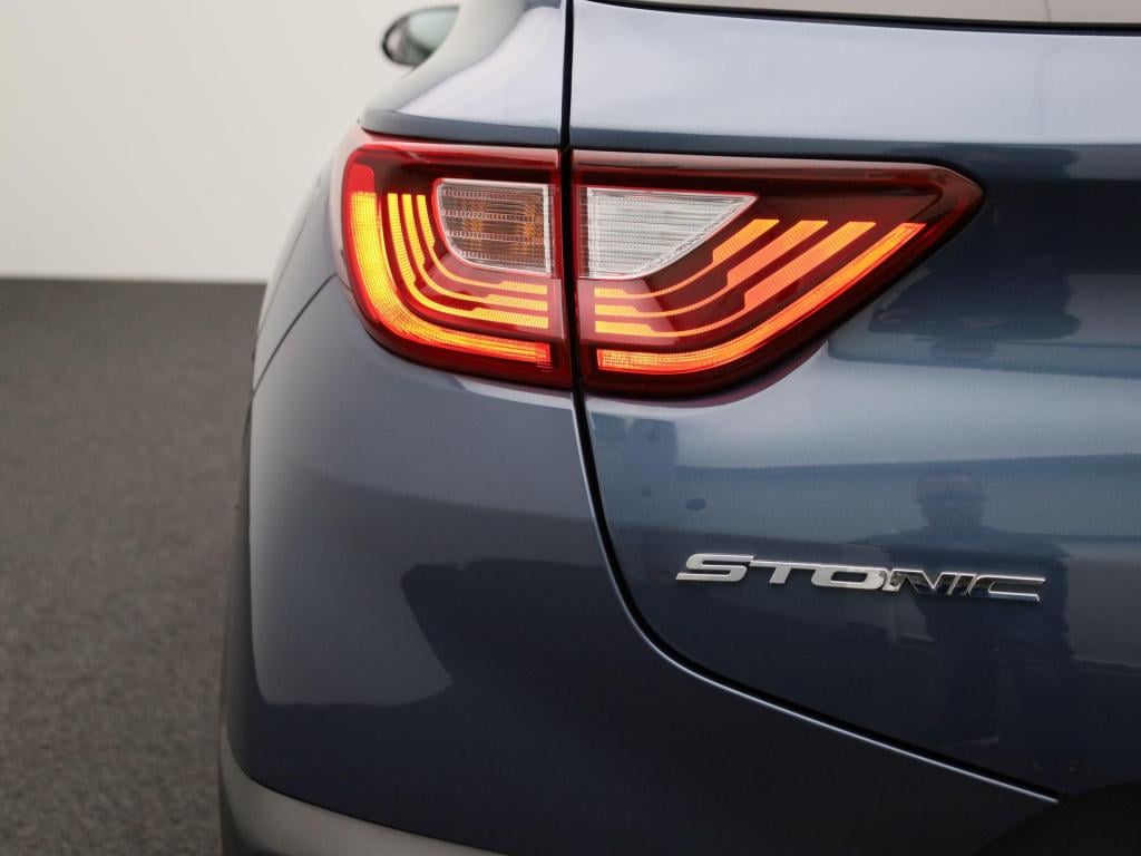 Kia Stonic 1.0 t-gdi mhev dynamicline | lmv | navigatie | parkeer sensoren 