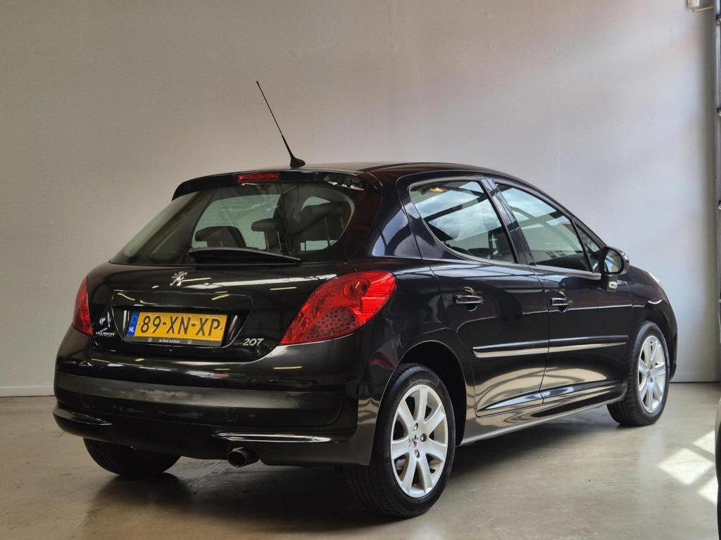 Peugeot 207 1.6 vti xs