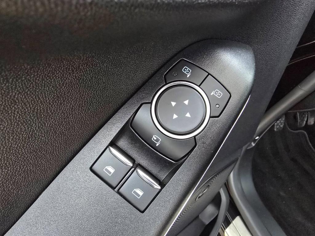 Ford Fiesta occasion 1.0 ecoboost titanium | zwart | tweedehands ford fiest
