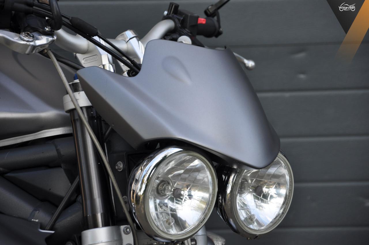 Triumph Street Triple R 675