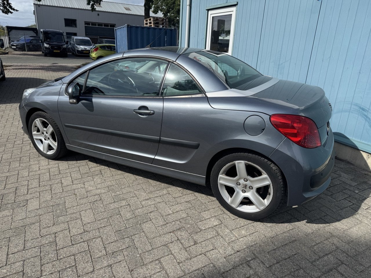 Zeer Leuke Peugeot 207 CC 1.6VTI