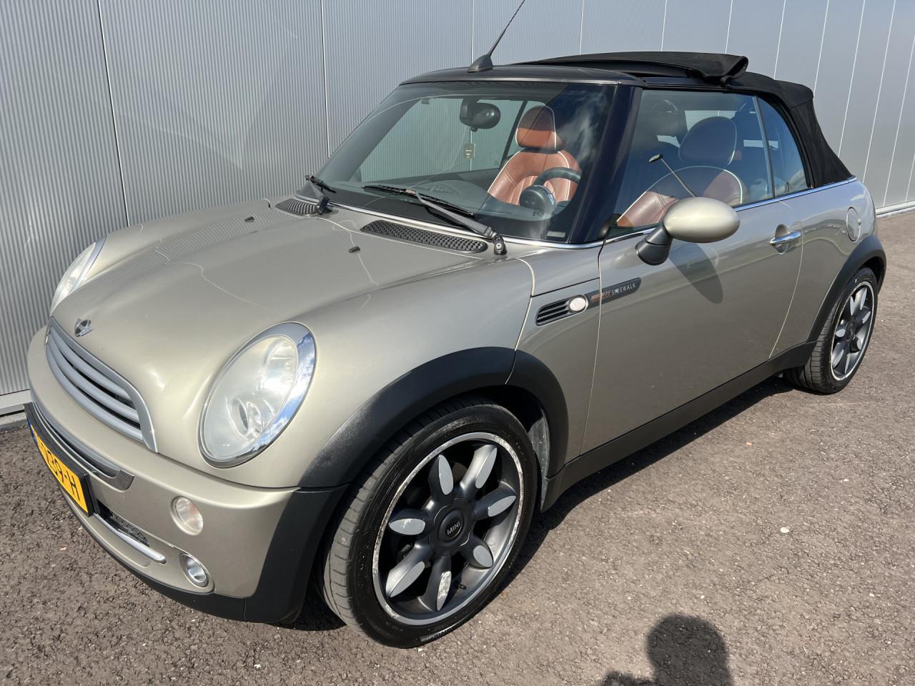MINI Mini Cabrio 1.6 Cooper Pepper