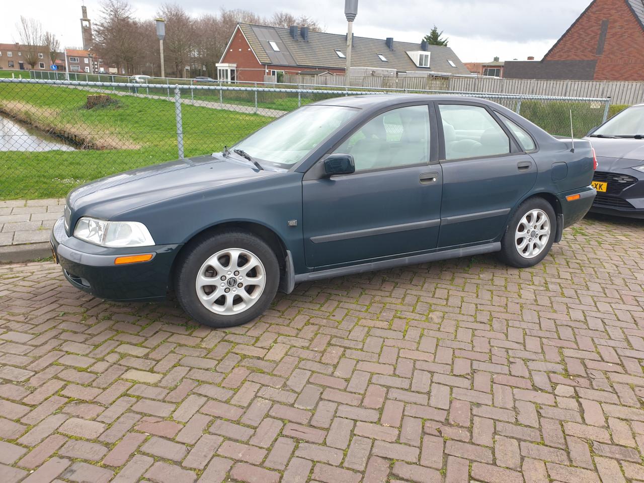 Volvo S40