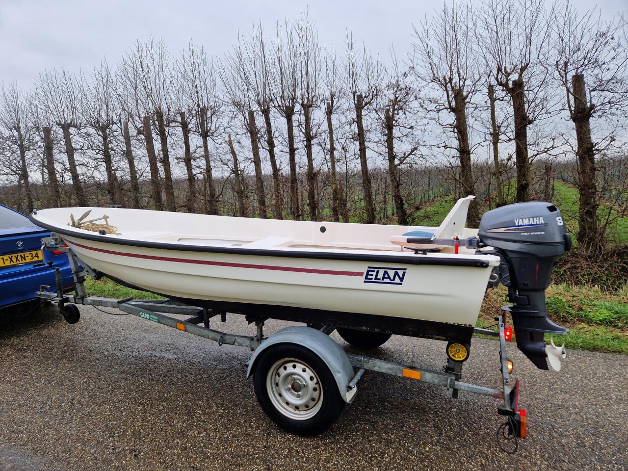 ELAN 401 met Yamaha 8 pk 4-takt en PEGA trailer. Compleet set € 2850,-