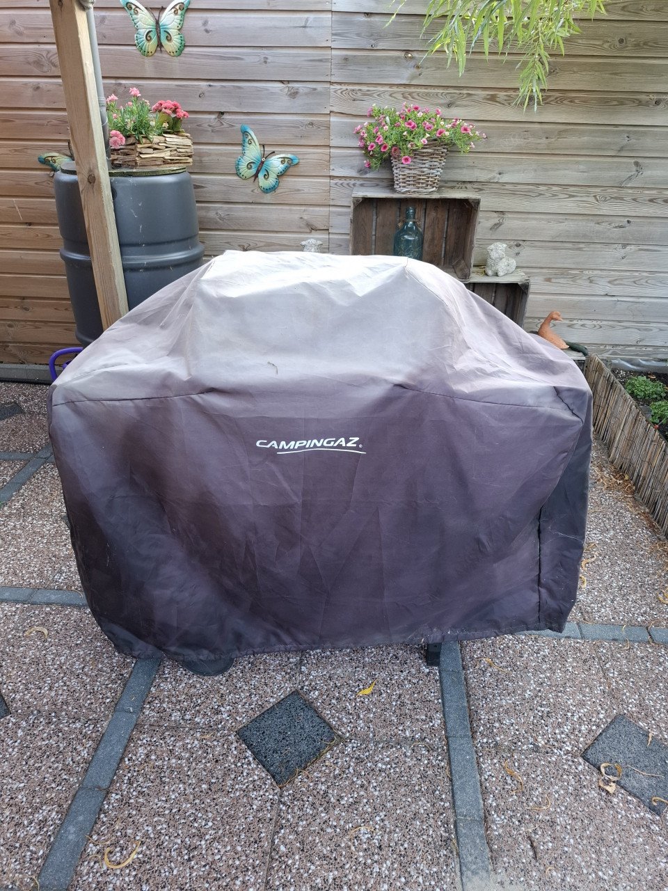 Gas barbecue