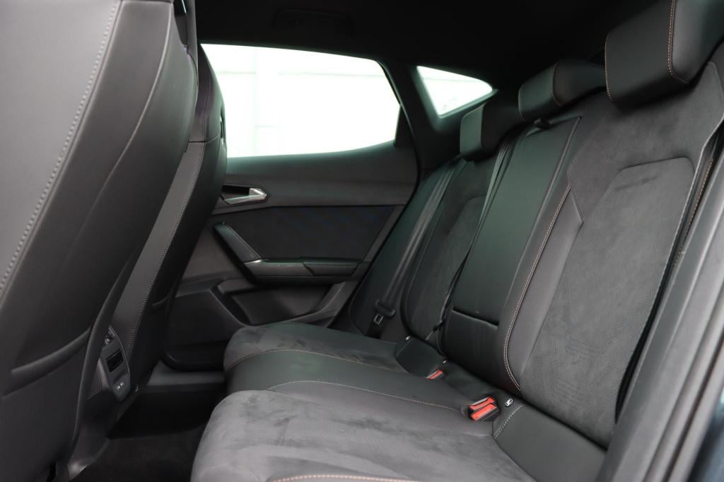 Cupra Formentor 1.5 tsi e-hybrid business 204pk dsg6 | soh 100% |