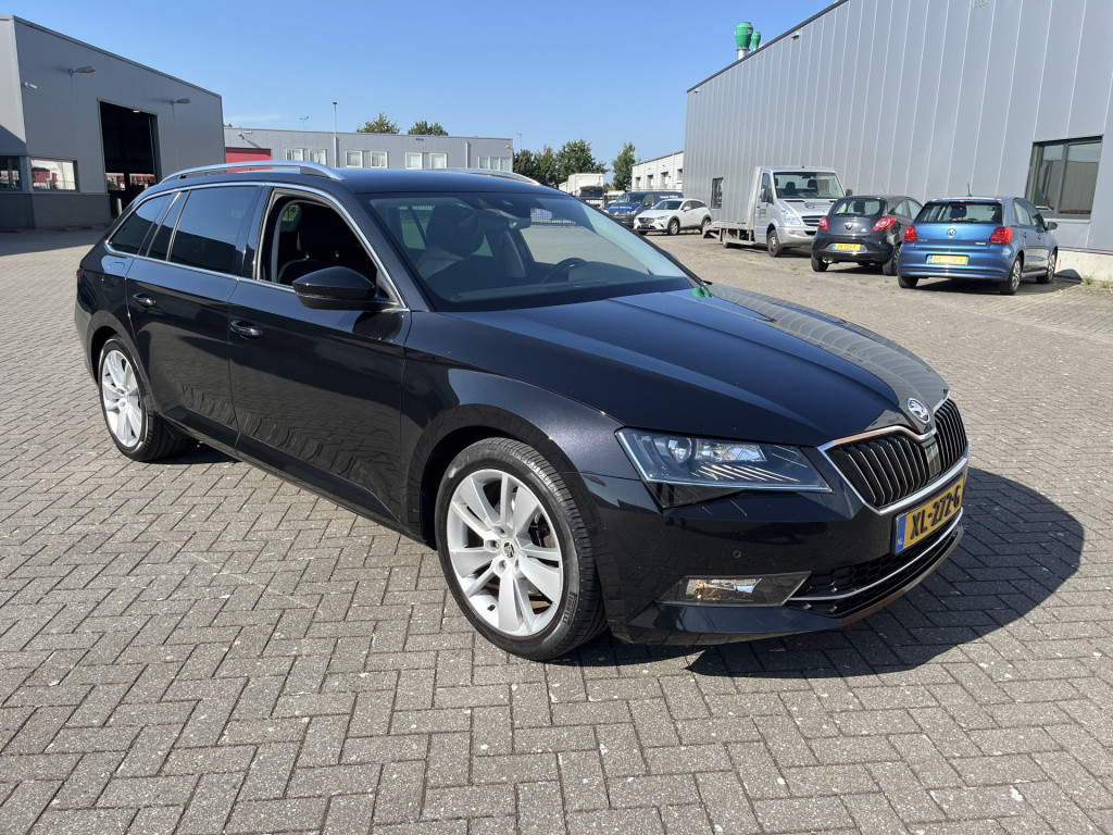 Skoda Superb combi 1.4 tsi act style business