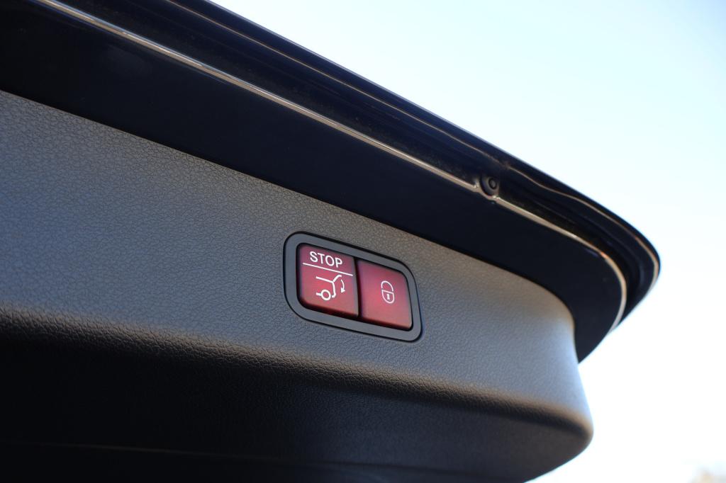 Mercedes-Benz E-Klasse estate 300 e edition amg line l airmatic l panoramad