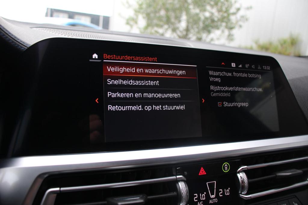 BMW 3-serie touring 330i m-sport - leder - 360 camera - head up - led - vir