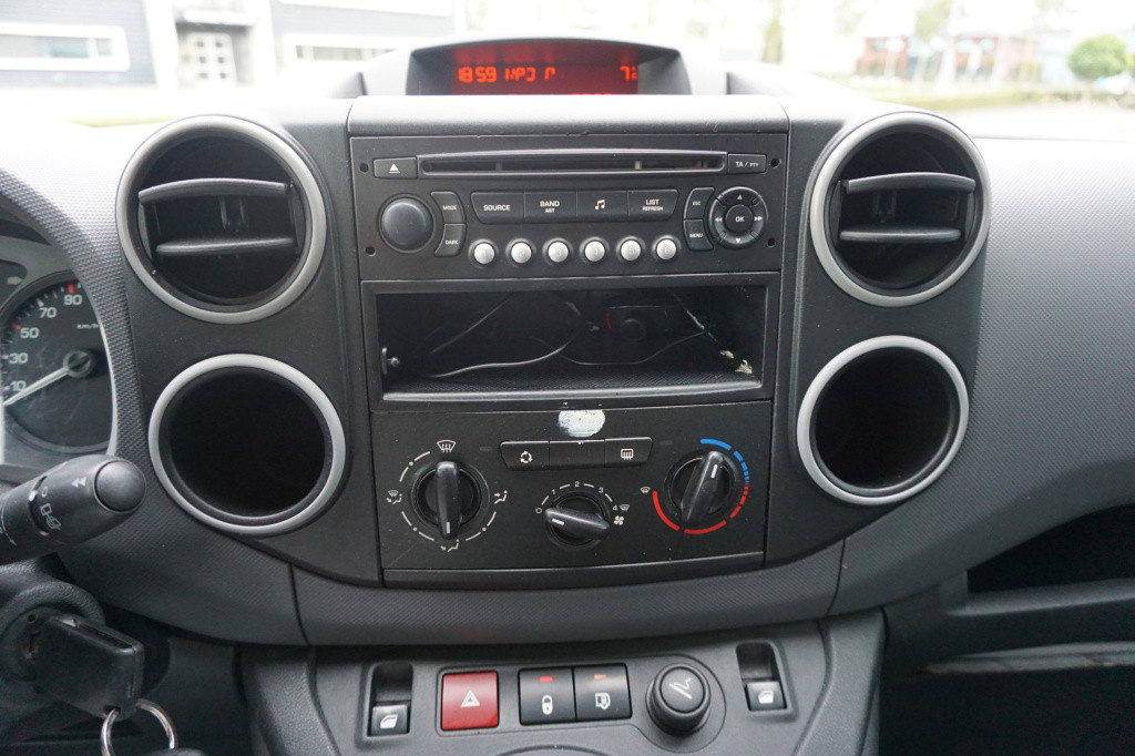 Peugeot Partner 122 1.6 hdi l2 xt elektr. ramen / cruise / trekhaak / nap