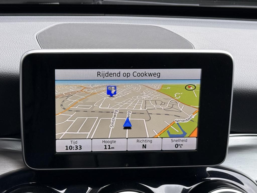 Mercedes-Benz C-Klasse 180 prestige | schuif/kanteldak | trekhaak | stoelve