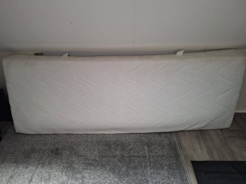 Twee zgan.  matrassen 70 ×190