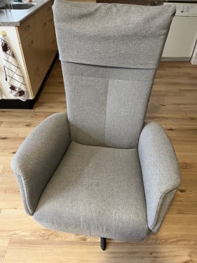 Te koop luie stoel met elektrische bediening