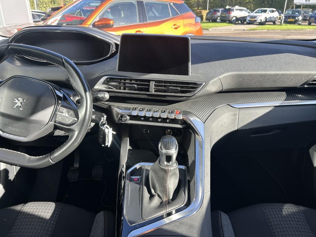 Peugeot 3008 1.2 puretech 130pk s&s active