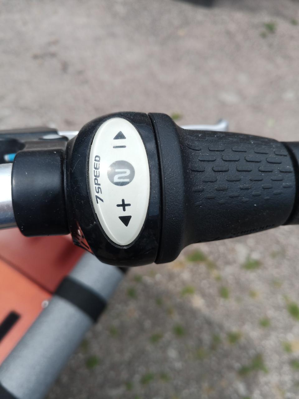 Gekeurde Babboe Bakfiets z.g.a.n