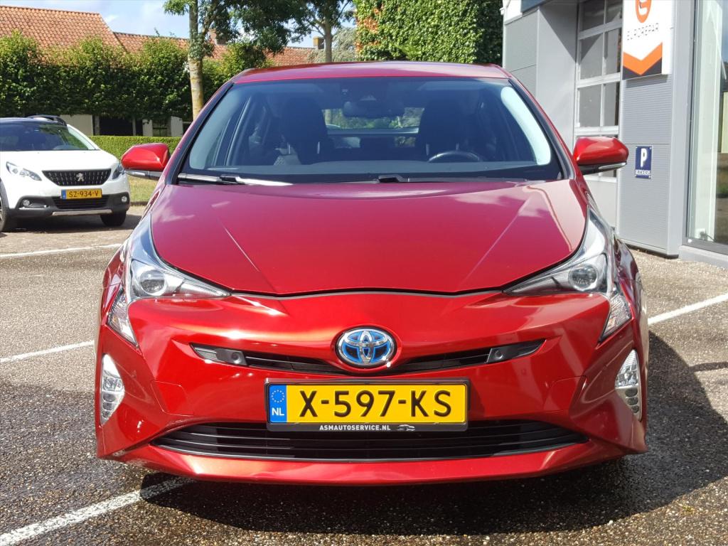 Toyota Prius 1.8 full hybrid 122pk aut active | navi | bt | cruise & climat
