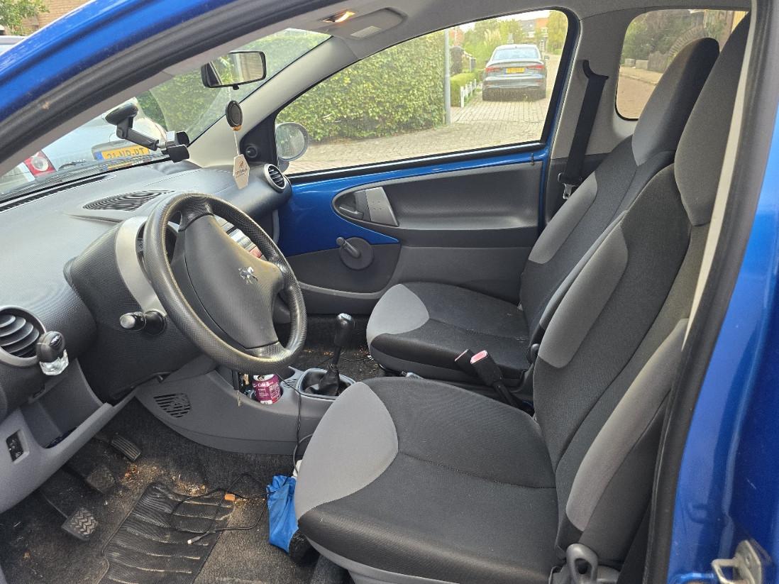 Te Koop: Peugeot 107