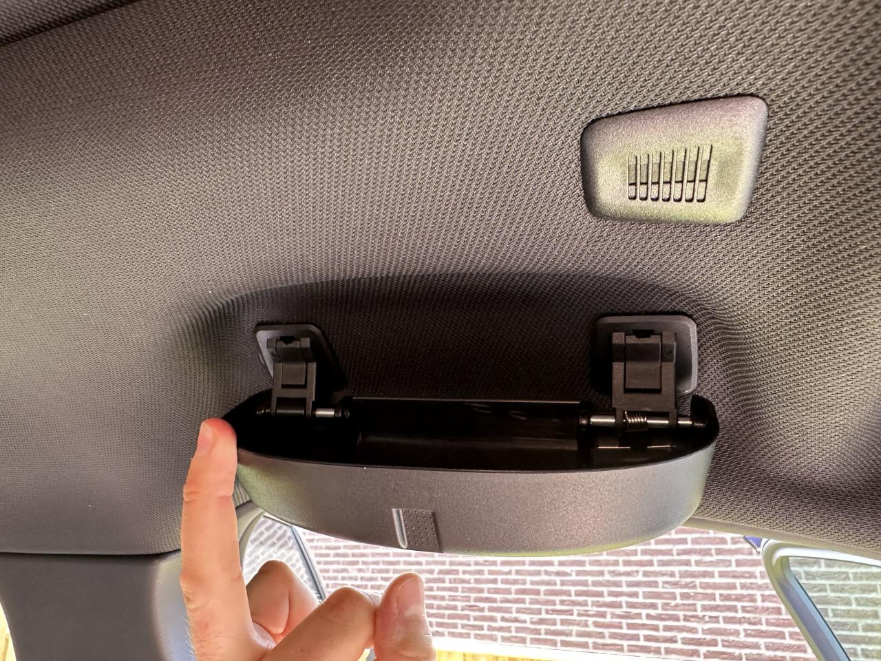 Opbergbak zonnebril voor BMW X1 / iX1 U11
