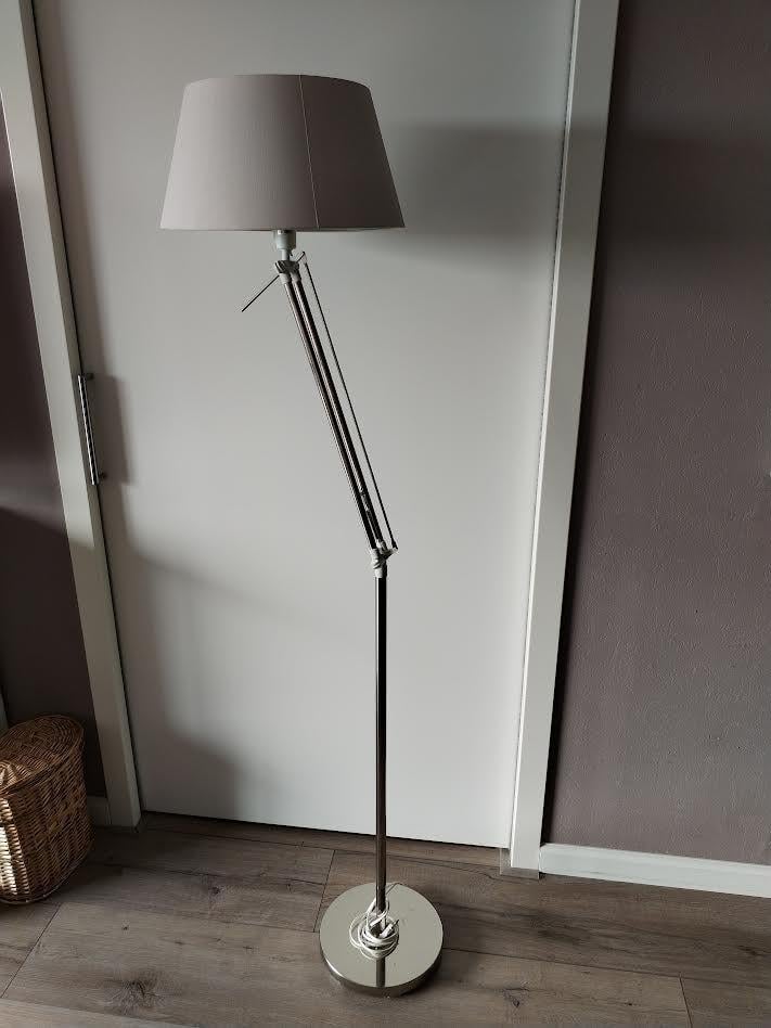 STAANDE SCHEMERLAMP
