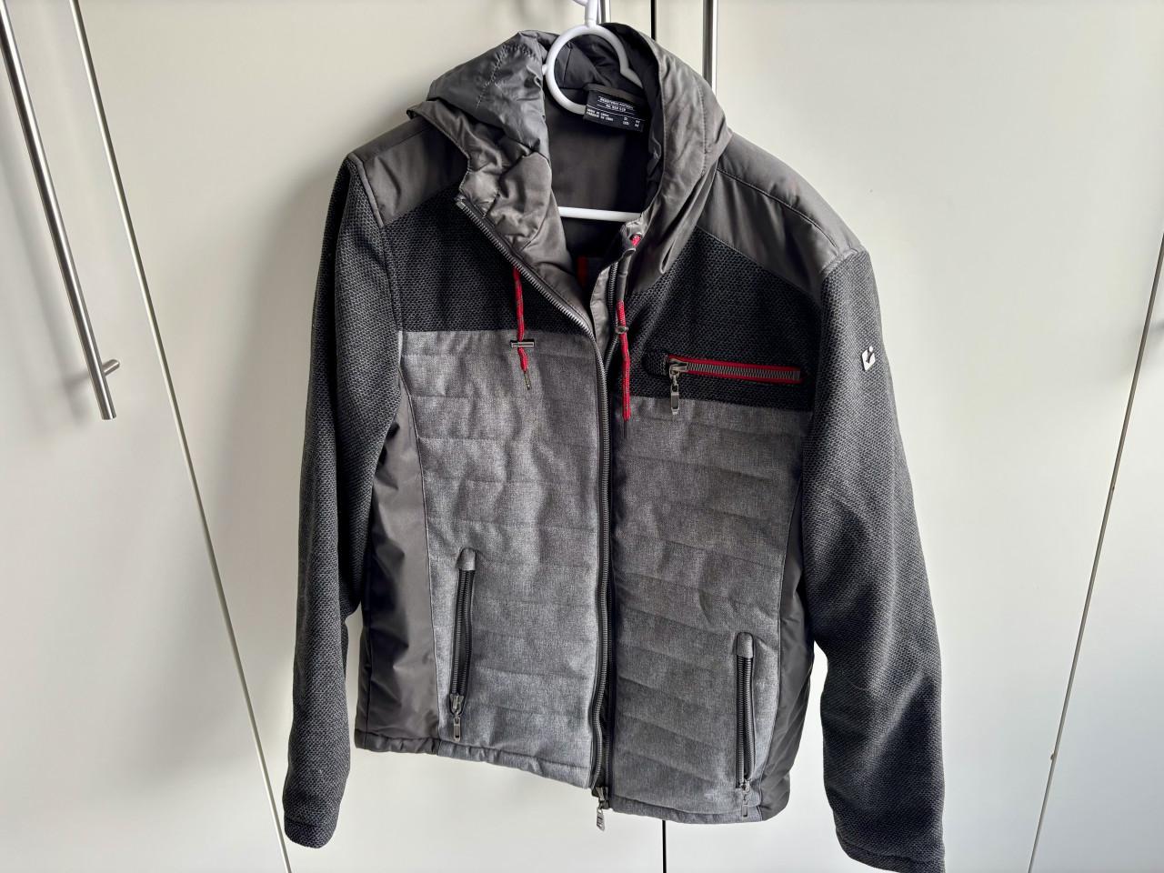 Te koop diverse heren of jongensjassen in zeer goede staat