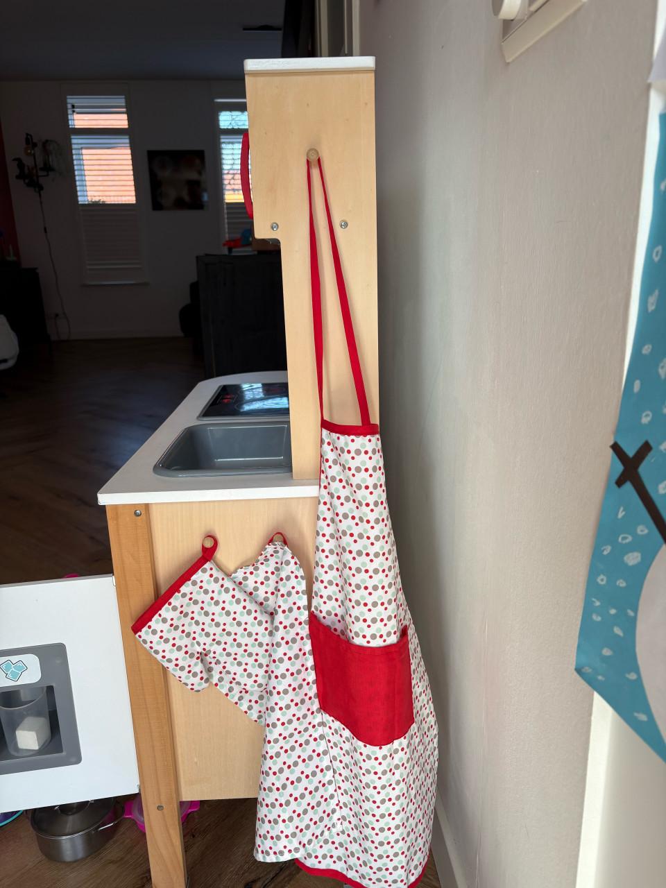 Speelkeukentje met accessoires