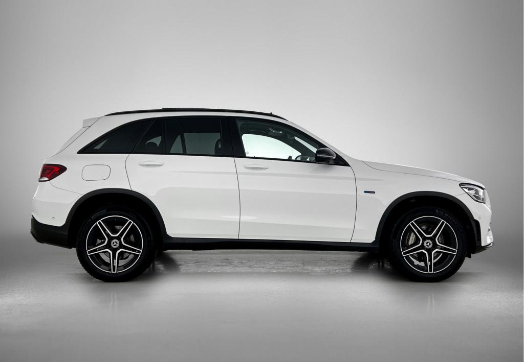 Mercedes-Benz Glc 300 e 4matic plug-in hybride | trekhaak | panoramadak | s