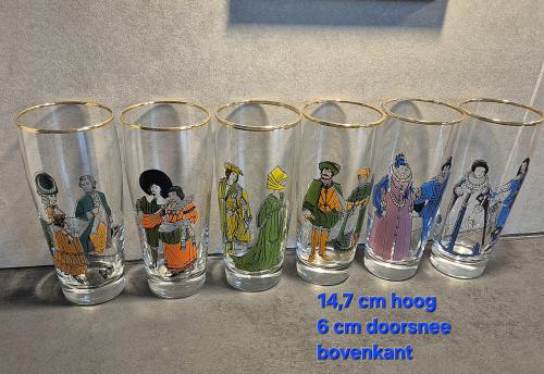Bierglazen vintage complete set