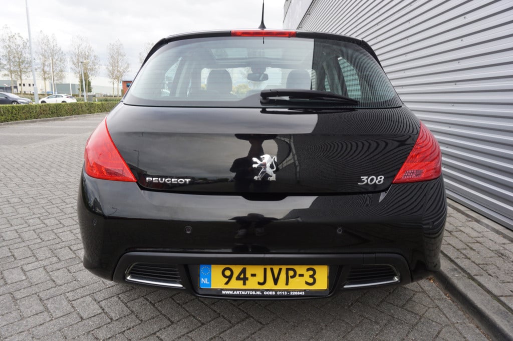 Peugeot 308 1.6 vti xt airco / cruise / stoelverw. / elektr. ramen / parkee