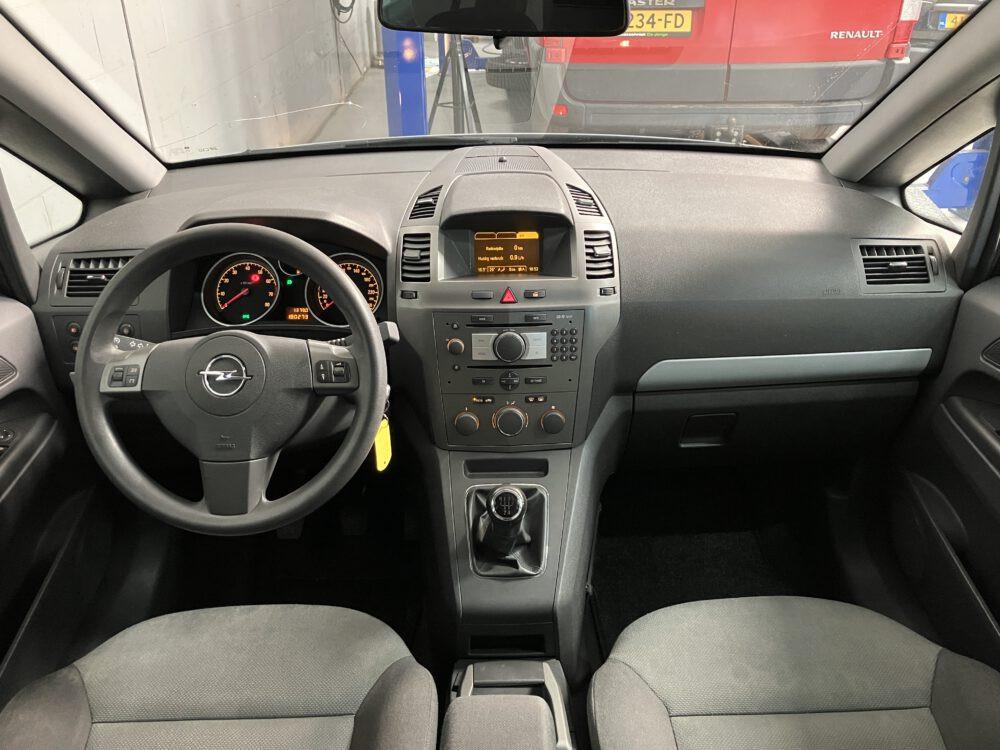 Opel Zafira 1.8 Essentia 7 Persoons