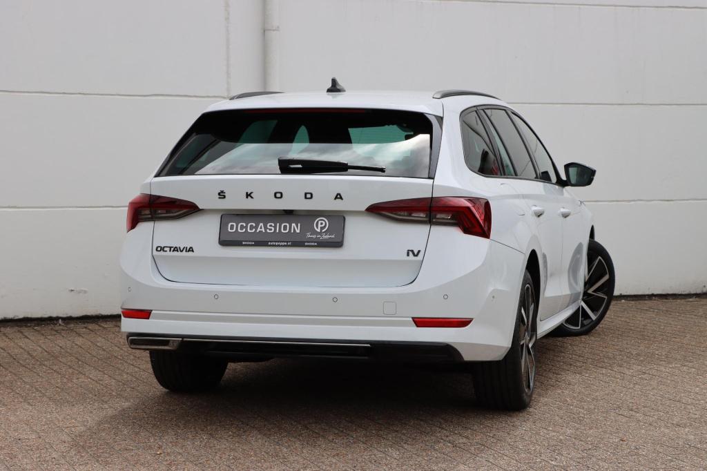 Skoda Octavia combi 1.4 tsi iv phev sportline business | soh 91,1% |