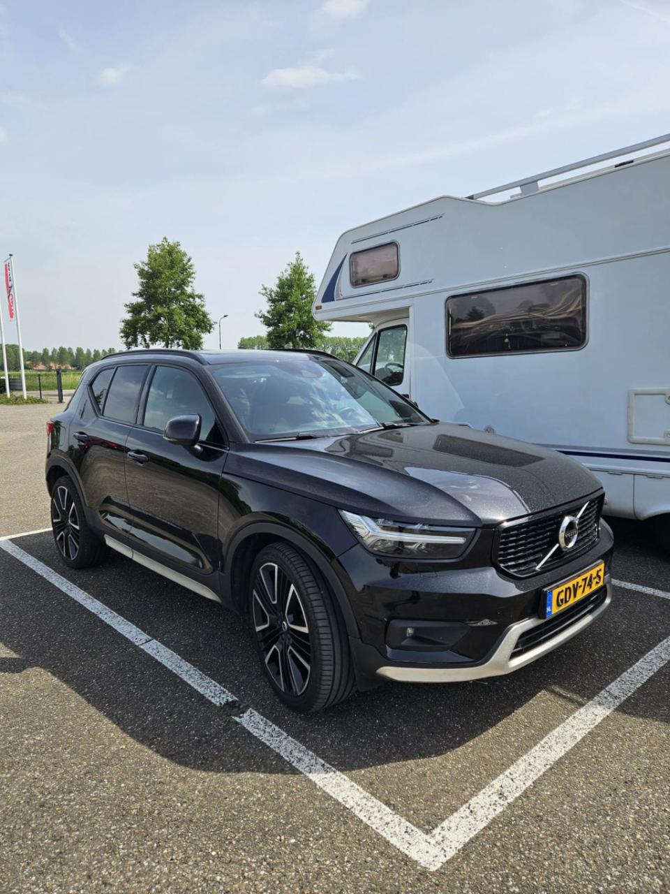 Volvo XC40 1.5 t5 recharge r-design