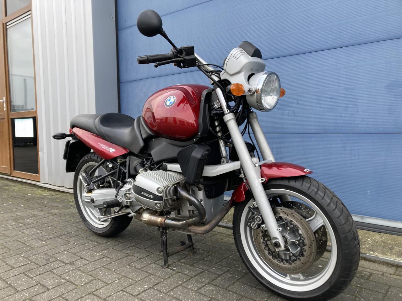 BMW R850R.      25KW