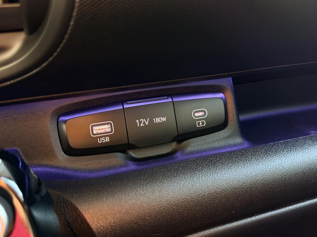 Hyundai Inster evolve plus 49 kwh apple/android carplay | lm-velgen |stoelv