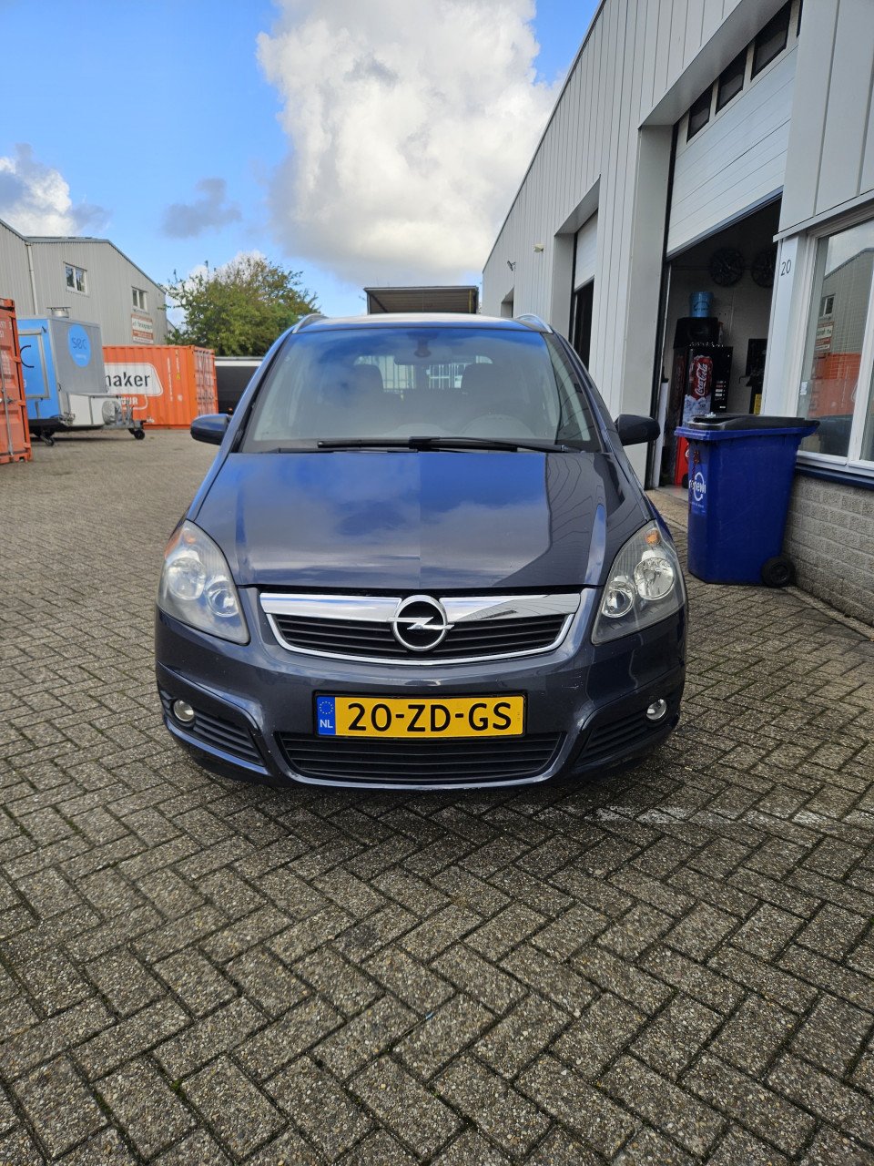 Te koop opel zafira 1.6 Temptation 7 persoons