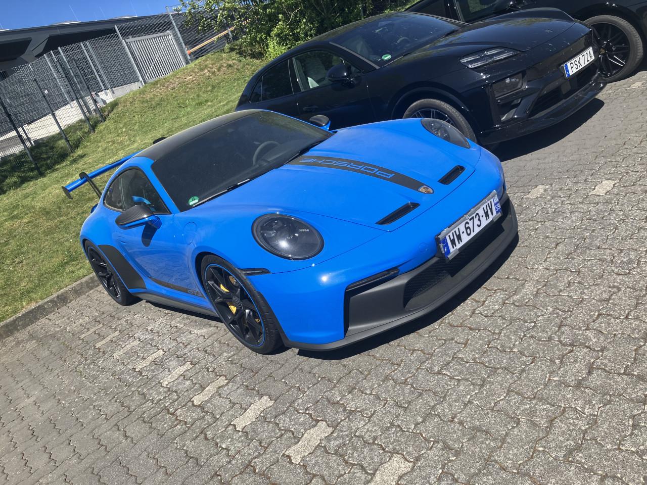 Porsche automobilia