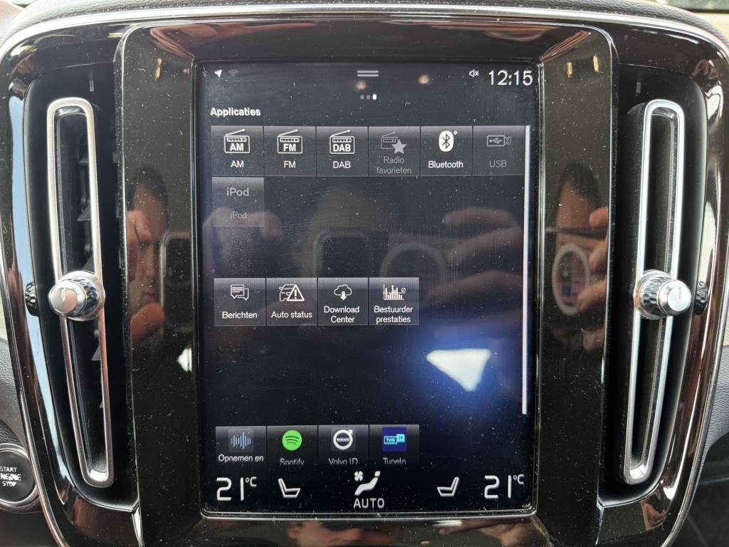 Volvo XC40 2.0 t4 inscription automaat | leer | 19'' lmv | trekhaak