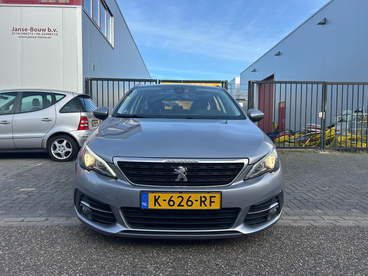 Peugeot 308 SW 1.2 PureTech Allure Automaat/Camera/Navi/Carplay//Pano