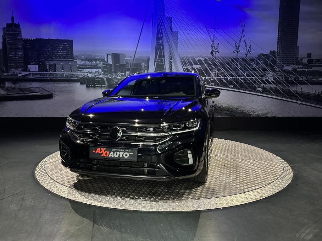 Volkswagen T-roc 1.5 tsi r-line *winterpack*keyless*achtercamera*trekhaak*