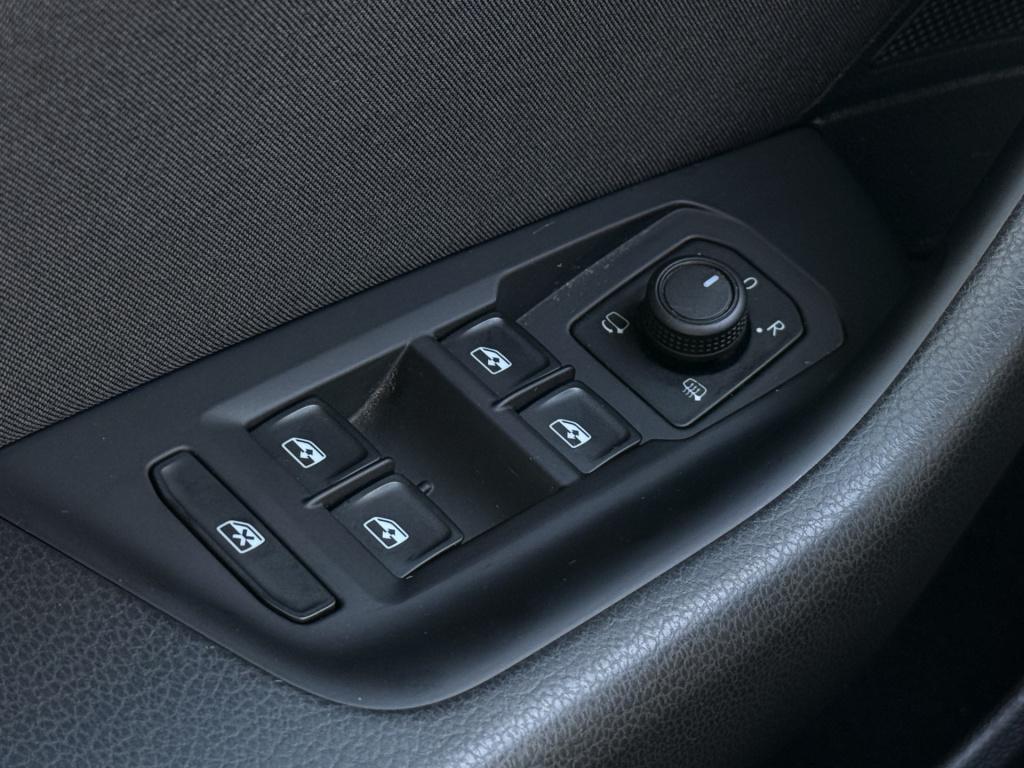 Volkswagen Passat variant 1.5 tsi business | electrische trekhaak | acc | m