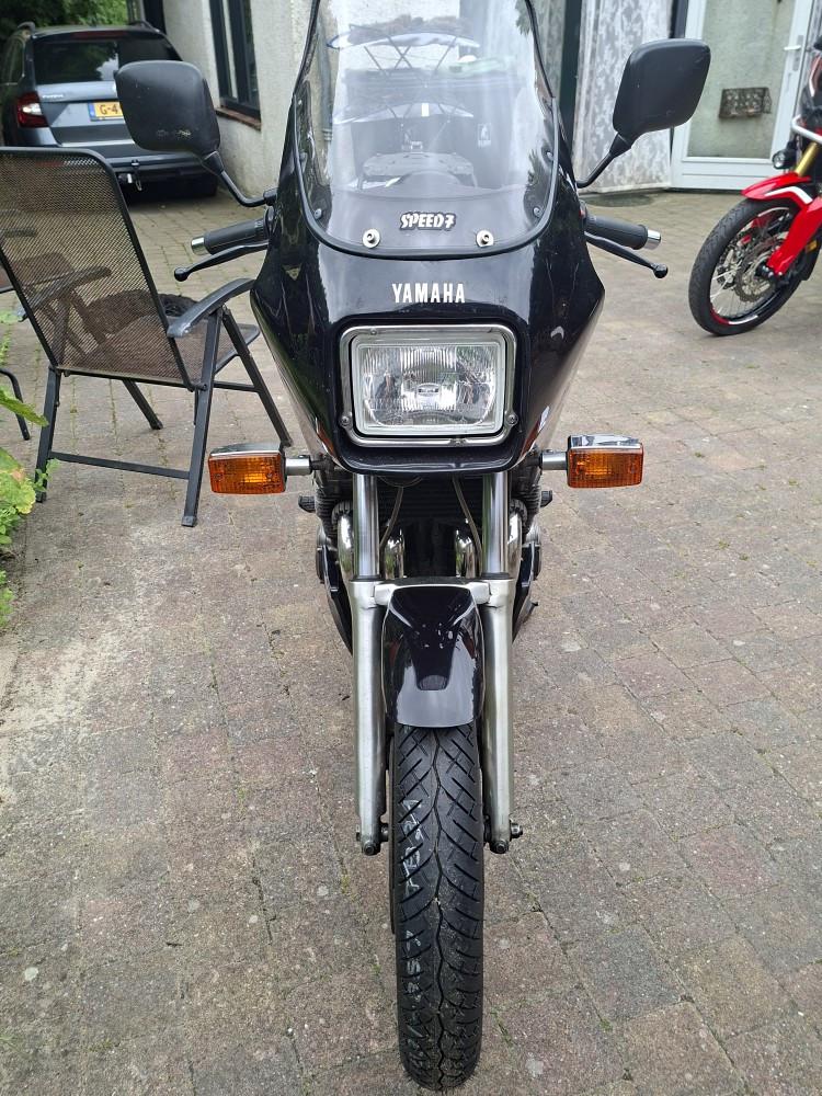 Yamaha XJ900F