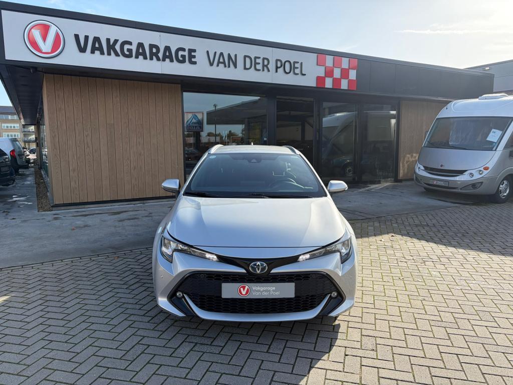 Toyota Corolla Touring Sports 1.8 hybrid active