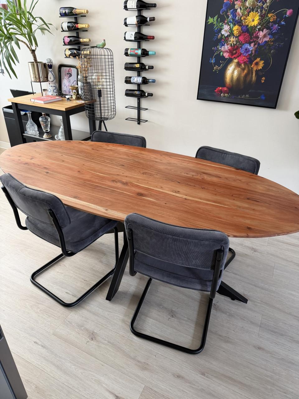 Eettafel 210x100 cm incl. 4 stoelen – Zitmaxx Wonen uit 2023