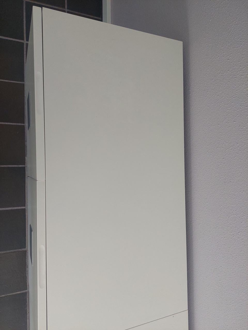 Witte kast / dressoir