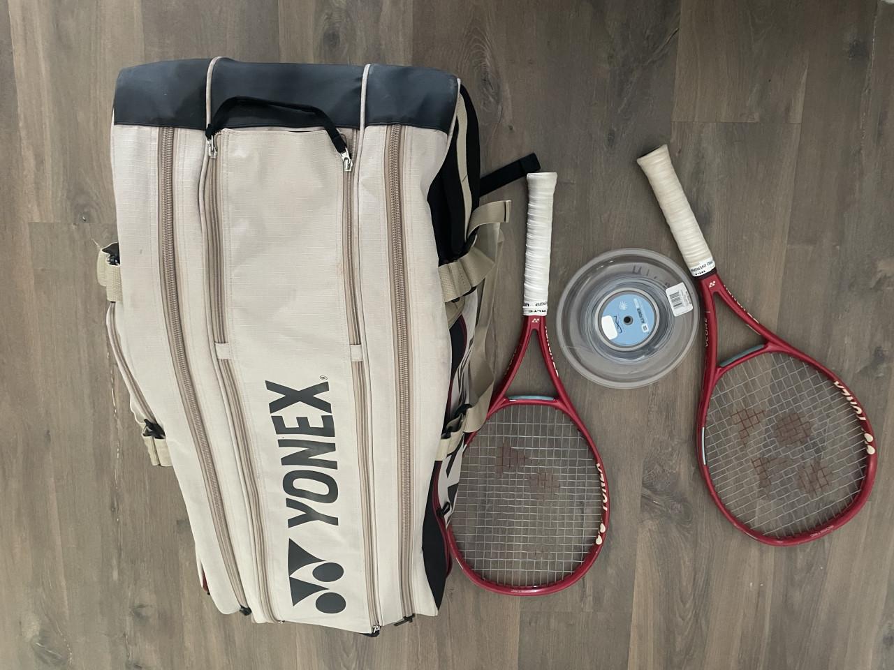 Yonex pro tennisrackets plus tas