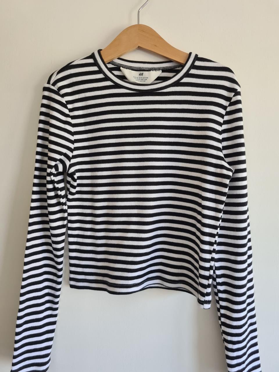 H&M zwart - wit gestreepte trui  Mt 152