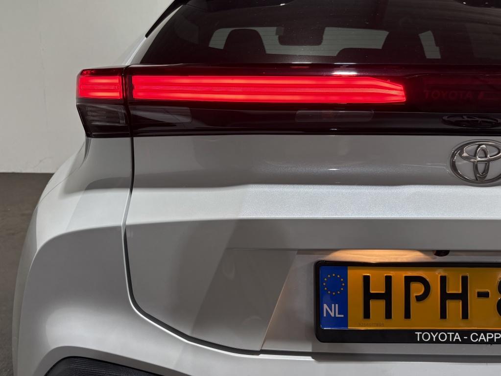Toyota C-hr 1.8 hybrid 140 dynamic