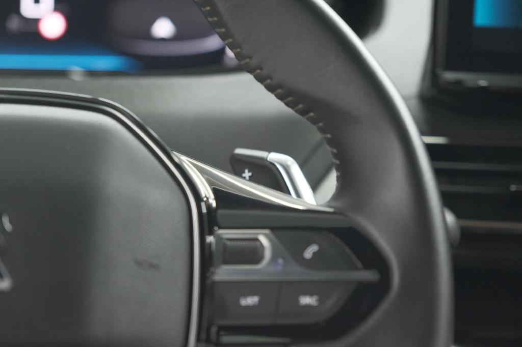 Peugeot 5008 puretech 130 eat8 active pack business | 7 zitplaatsen | camer