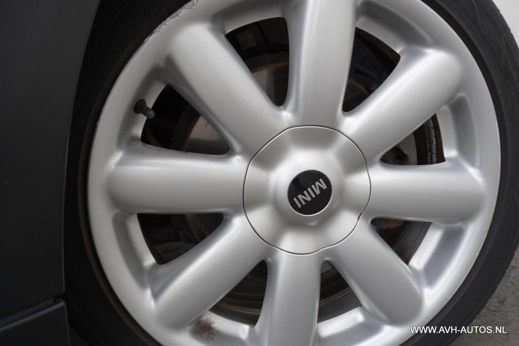 Mini 3-deurs 1.6 cooper chili, panoramadak!