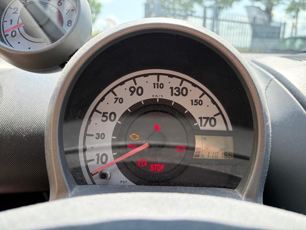 Peugeot 107 1.0-12v xs