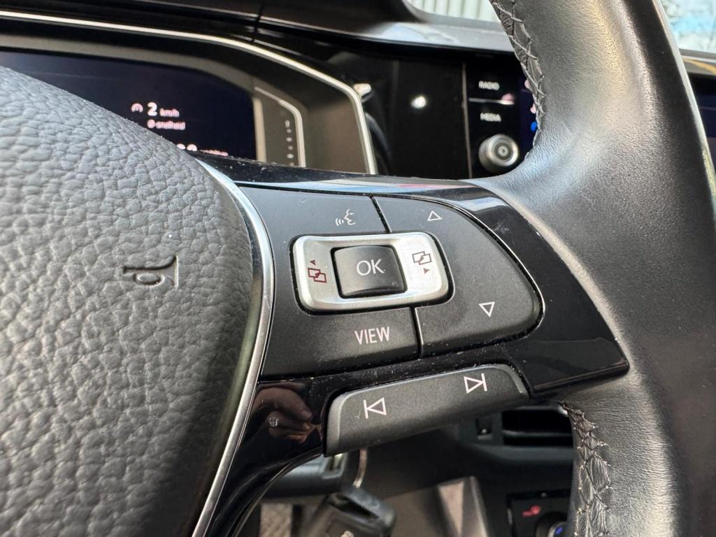 Volkswagen Polo 1.0 tsi highline